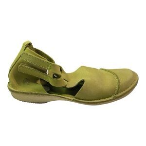 Dkode Leather Shoes Size 7-7.5 /38 Chartreuse Cut Outs Ankle Strap Flats
